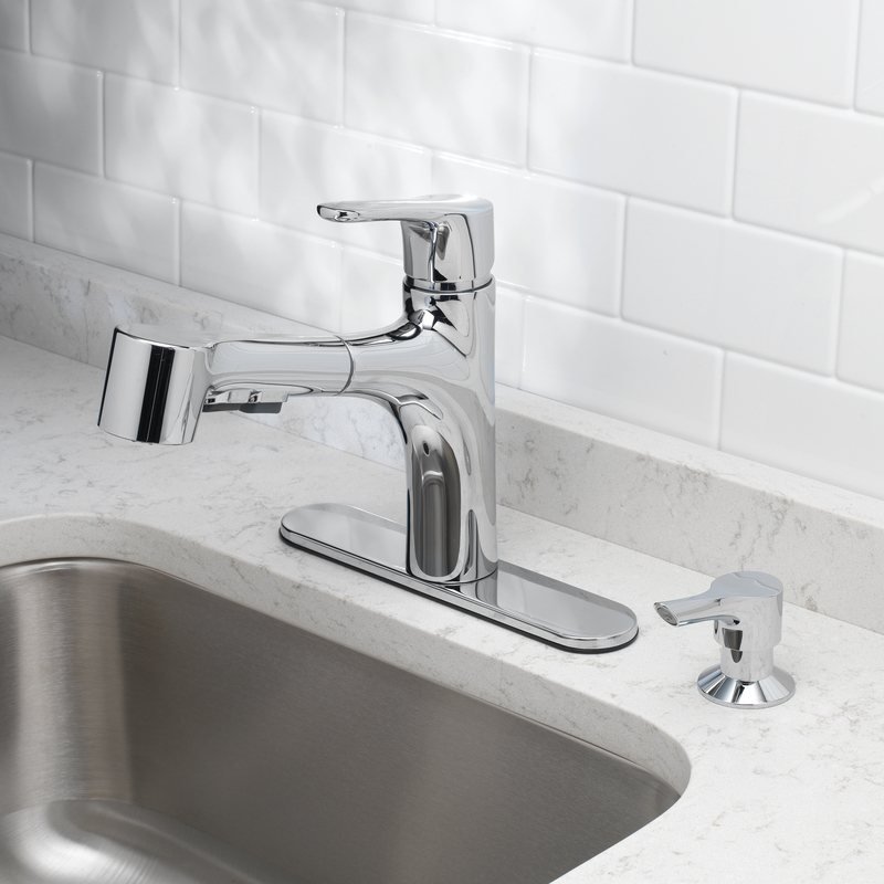 OakBrook One Handle Chrome Pull Out Kitchen Faucet
