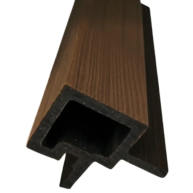 MOLD.WPC #G10 CORNER -49QB 114"