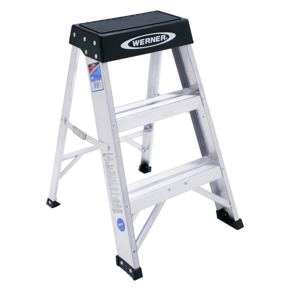Werner 2 Ft. H Aluminum Step Ladder Type IA 300 Lb. Capacity