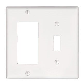 Leviton White 2 Gang Plastic GFCI/Rocker/Toggle Wall Plate 1 Pack