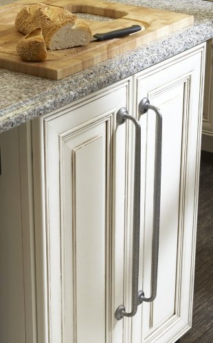 Atlas Homewares AP11 Olde World 18 Inch Center to Center Appliance Pull Pewter