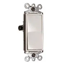 [31031] Leviton Decora 15 Amps 3-Way 3-Way/Rocker AC Quiet Switch White 1 Pk